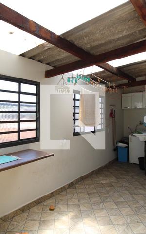 Casa à venda com 220m², 5 quartos e sem vagaCasa 1 - Área de serviço 