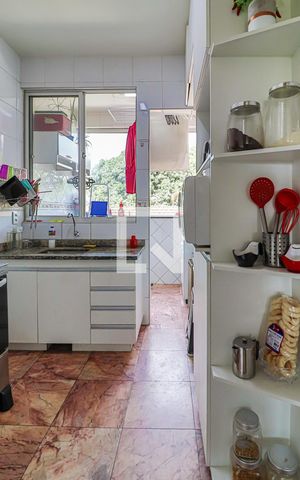 Apartamento à venda com 78m², 3 quartos e 2 vagasCozinha e Área de Serviço