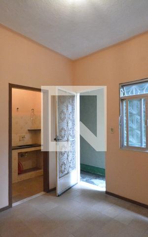 Casa para alugar com 50m², 1 quarto e sem vagaSala