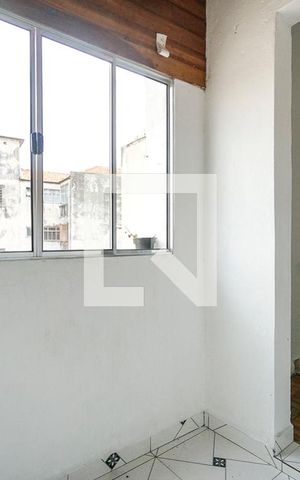 Casa de condomínio à venda com 80m², 2 quartos e sem vagaVaranda
