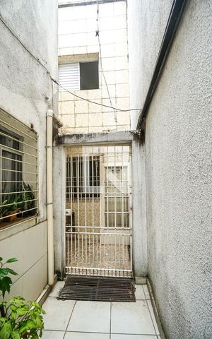 Casa de condomínio à venda com 80m², 2 quartos e sem vagaEntrada