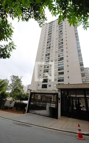 Apartamento para alugar com 38m², 1 quarto e 1 vaga Apartamento para alugar com 38m², 1 quarto e 1 vagaFachada e portaria