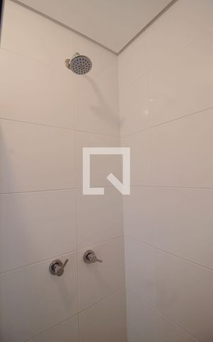Apartamento para alugar com 38m², 1 quarto e 1 vaga Apartamento para alugar com 38m², 1 quarto e 1 vagaBanheiro