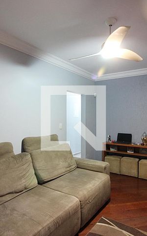 Casa à venda com 270m², 3 quartos e 4 vagasSala 