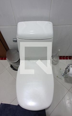 Casa à venda com 270m², 3 quartos e 4 vagasBanheiro do Quarto 1 - Suíte