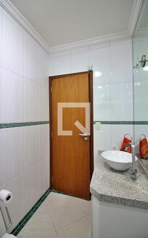 Casa à venda com 270m², 3 quartos e 4 vagasBanheiro Social