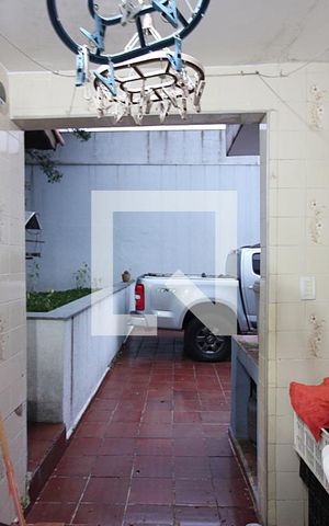 Casa à venda com 270m², 3 quartos e 4 vagasLavanderia
