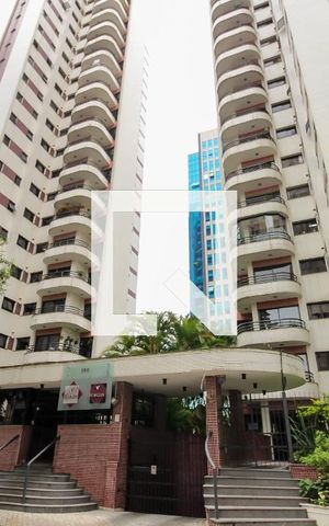 Apartamento para alugar com 128m², 3 quartos e 2 vagas Apartamento para alugar com 128m², 3 quartos e 2 vagasFachada