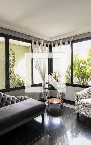 Apartamento para alugar com 128m², 3 quartos e 2 vagas Apartamento para alugar com 128m², 3 quartos e 2 vagasHall