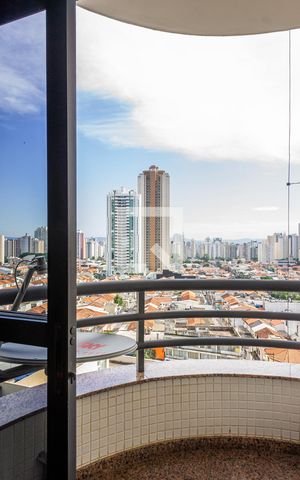 Apartamento para alugar com 128m², 3 quartos e 2 vagas Apartamento para alugar com 128m², 3 quartos e 2 vagasSacada