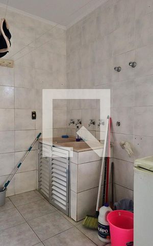 Casa à venda com 520m², 4 quartos e sem vagaLavanderia