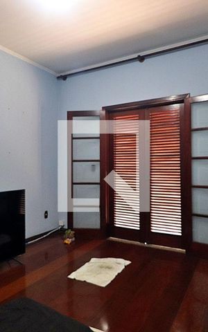 Casa à venda com 520m², 4 quartos e sem vagaQuarto 2