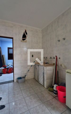 Casa à venda com 520m², 4 quartos e sem vagaLavanderia
