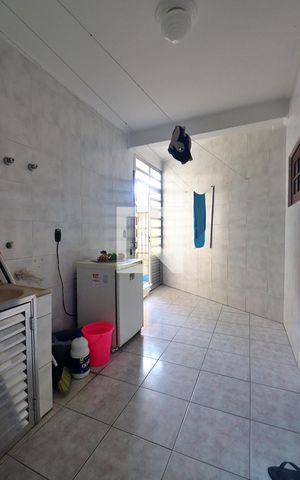 Casa à venda com 520m², 4 quartos e sem vagaLavanderia