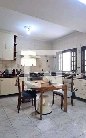 Casa à venda com 520m², 4 quartos e sem vagaCozinha