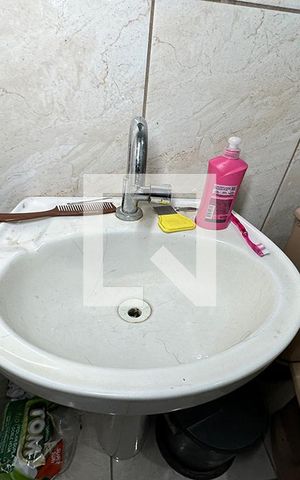 Casa à venda com 90m², 2 quartos e 2 vagasPia do Banheiro