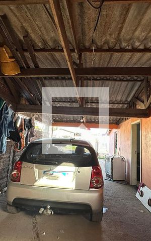 Casa à venda com 90m², 2 quartos e 2 vagasGaragem