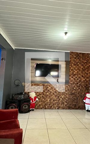 Casa à venda com 90m², 2 quartos e 2 vagasSala