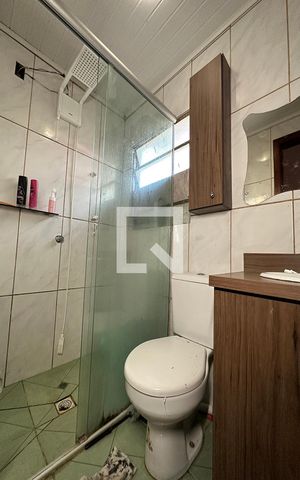 Casa à venda com 90m², 2 quartos e 2 vagasBanheiro