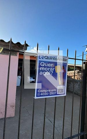 Casa à venda com 90m², 2 quartos e 2 vagasFachada