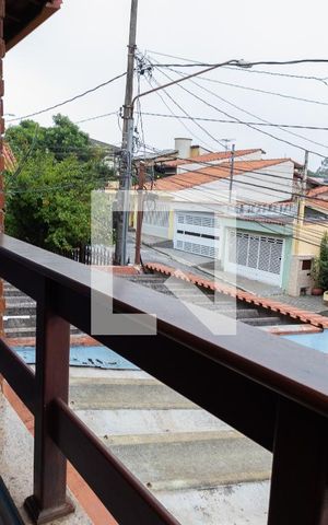 Casa à venda com 199m², 3 quartos e 2 vagas Casa à venda com 199m², 3 quartos e 2 vagasSacada - Suíte