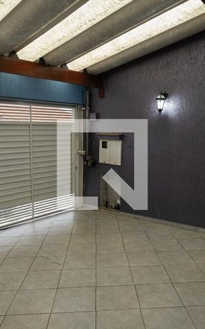 Casa à venda com 199m², 3 quartos e 2 vagas Casa à venda com 199m², 3 quartos e 2 vagasGaragem