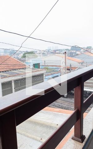 Casa à venda com 199m², 3 quartos e 2 vagas Casa à venda com 199m², 3 quartos e 2 vagasSacada - Suíte