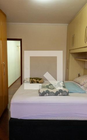 Casa à venda com 199m², 3 quartos e 2 vagas Casa à venda com 199m², 3 quartos e 2 vagasSuíte