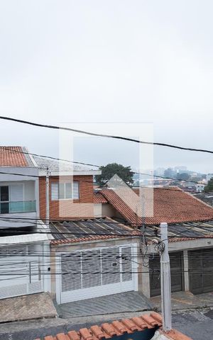 Casa à venda com 199m², 3 quartos e 2 vagas Casa à venda com 199m², 3 quartos e 2 vagasVista -Sacada - Suíte