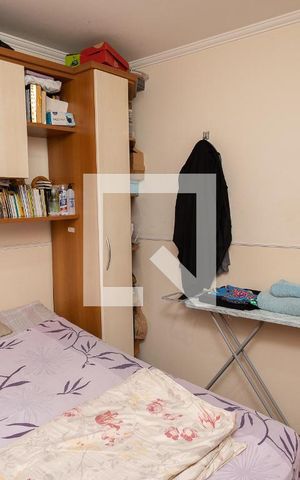 Casa à venda com 199m², 3 quartos e 2 vagas Casa à venda com 199m², 3 quartos e 2 vagasQuarto 2