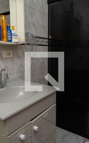 Casa à venda com 199m², 3 quartos e 2 vagas Casa à venda com 199m², 3 quartos e 2 vagasBanheiro - Suíte