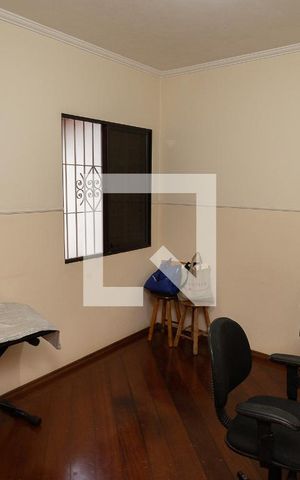 Casa à venda com 199m², 3 quartos e 2 vagas Casa à venda com 199m², 3 quartos e 2 vagasQuarto 1