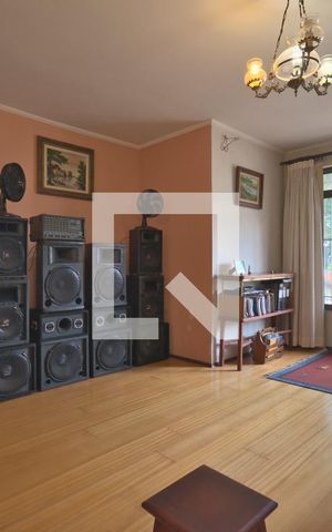 Casa à venda com 578m², 7 quartos e 8 vagas Casa à venda com 578m², 7 quartos e 8 vagasSala 1