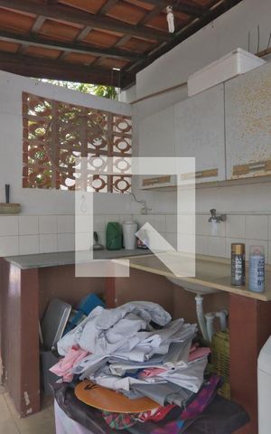 Casa à venda com 578m², 7 quartos e 8 vagas Casa à venda com 578m², 7 quartos e 8 vagasQuintal - Área de Serviço