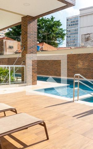 Apartamento à venda com 60m², 2 quartos e 2 vagas Apartamento à venda com 60m², 2 quartos e 2 vagasÁrea comum - Piscina