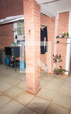 Casa à venda com 100m², 3 quartos e sem vagaEntrada da Casa