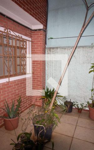 Casa à venda com 100m², 3 quartos e sem vagaQuintal