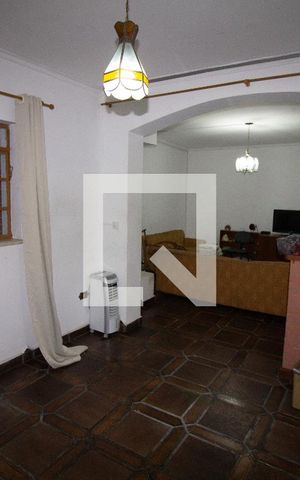 Casa à venda com 100m², 3 quartos e sem vagaSala