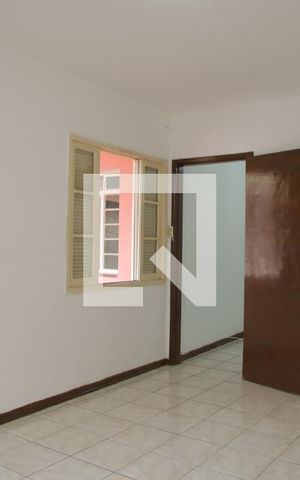 Casa à venda com 250m², 2 quartos e 4 vagasCasa 2