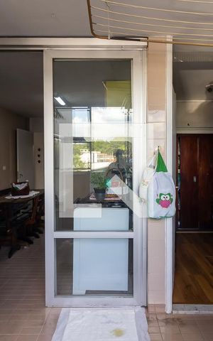 Apartamento à venda com 112m², 3 quartos e 1 vaga Apartamento à venda com 112m², 3 quartos e 1 vagaÁrea de serviço