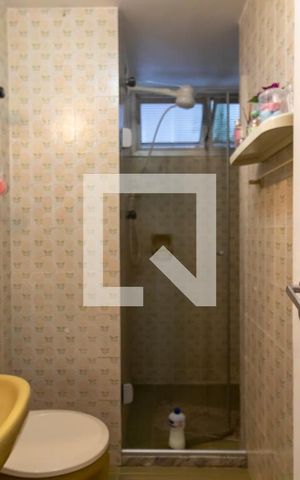 Apartamento à venda com 112m², 3 quartos e 1 vaga Apartamento à venda com 112m², 3 quartos e 1 vagaBanheiro 2