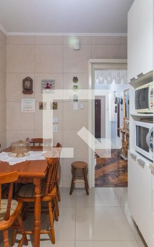 Apartamento à venda com 151m², 4 quartos e 1 vaga Apartamento à venda com 151m², 4 quartos e 1 vagaCozinha e Área de Serviço