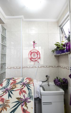 Apartamento à venda com 58m², 2 quartos e 1 vaga Apartamento à venda com 58m², 2 quartos e 1 vagaÁrea de Serviço