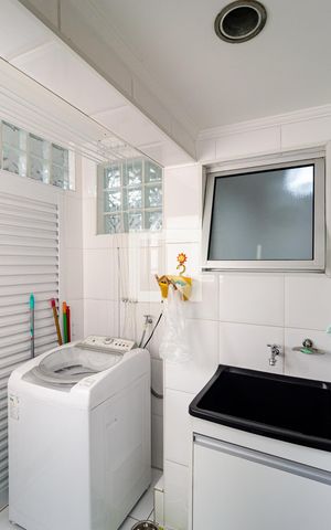 Apartamento à venda com 70m², 2 quartos e sem vaga Apartamento à venda com 70m², 2 quartos e sem vagaLavanderia