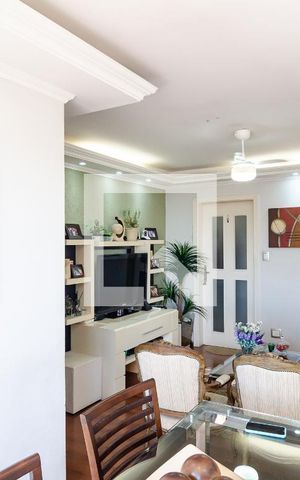 Apartamento à venda com 70m², 2 quartos e sem vaga Apartamento à venda com 70m², 2 quartos e sem vagaSala