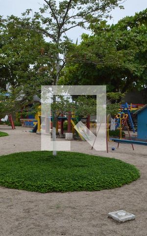 Apartamento para alugar com 80m², 2 quartos e 2 vagasÁrea comum - Playground