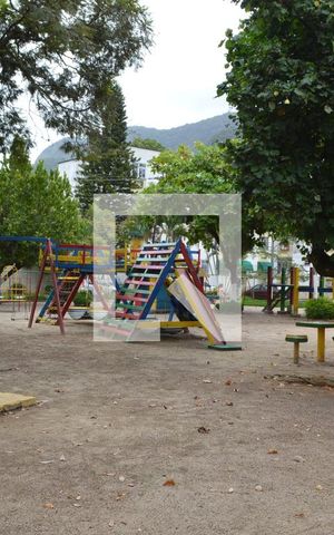Apartamento para alugar com 80m², 2 quartos e 2 vagasÁrea comum - Playground
