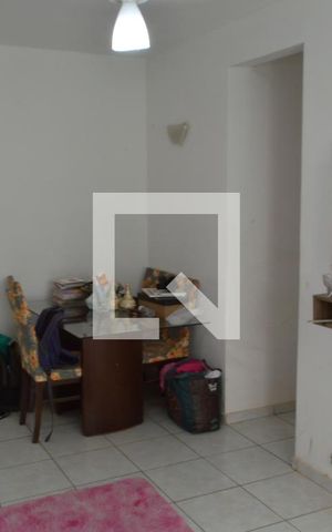 Apartamento para alugar com 80m², 2 quartos e 2 vagasSala 