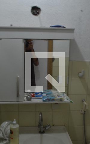 Apartamento para alugar com 80m², 2 quartos e 2 vagasBanheiro