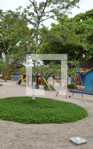 Apartamento para alugar com 80m², 2 quartos e 2 vagasÁrea comum - Playground